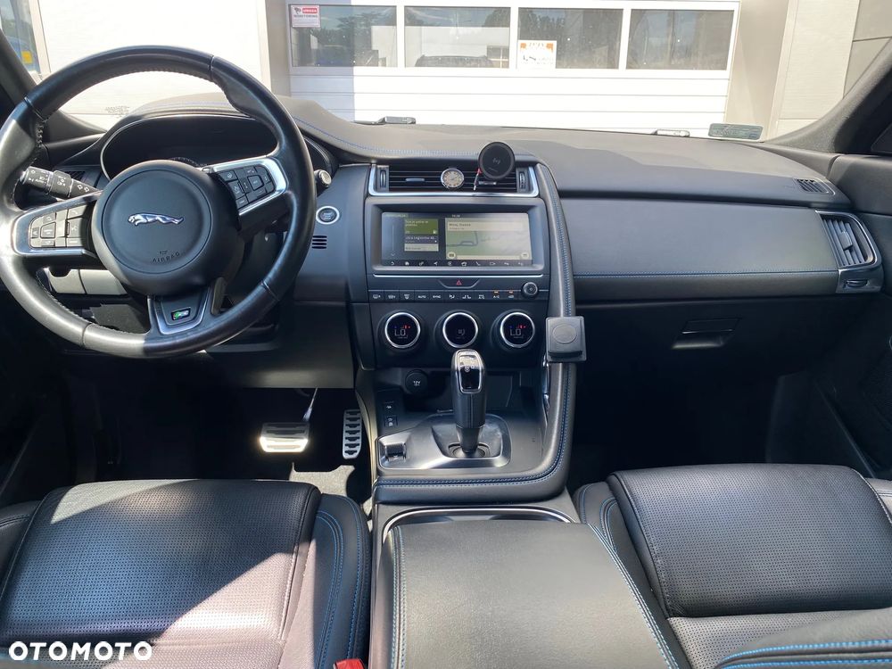 Jaguar E-Pace 2.0 i4D AWD R-Dynamic S - 7
