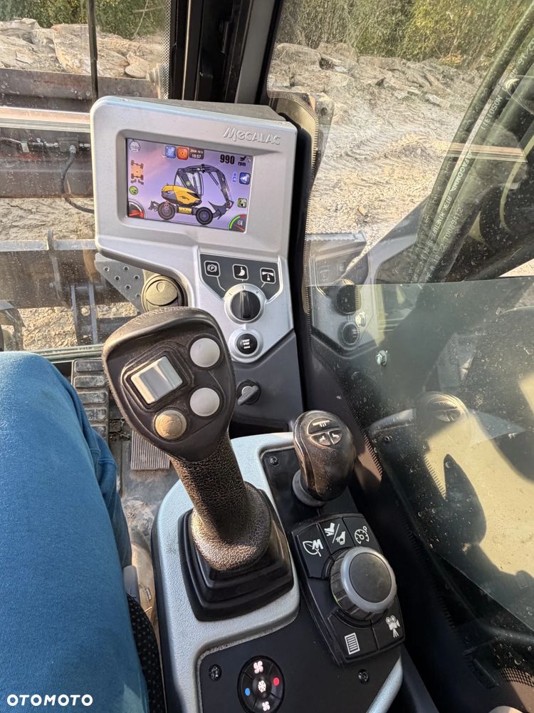 Mecalac 9MWR - 17
