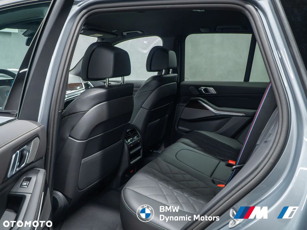 BMW X5 xDrive40i - 25