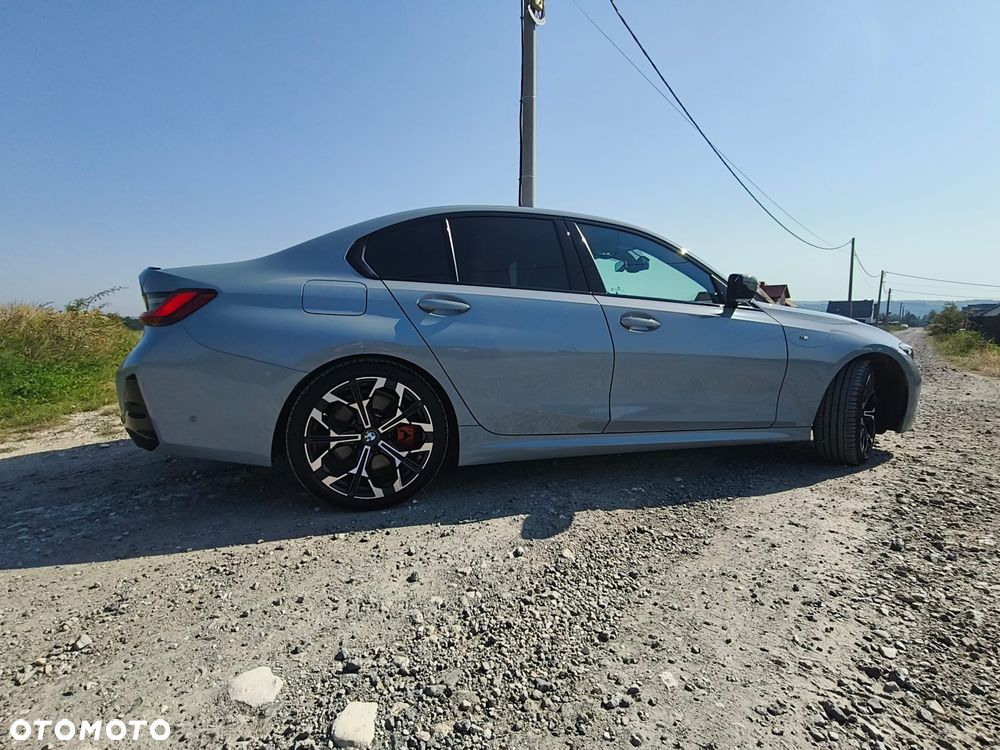 BMW Seria 3 330i xDrive M Sport - 23