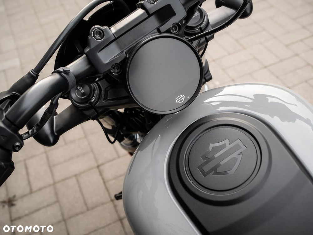 Harley-Davidson Sportster Nightster 975 - 23
