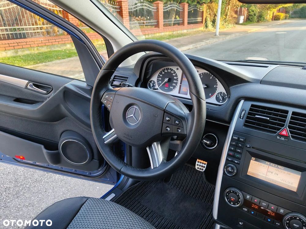 Mercedes-Benz Klasa B 180 CDI DPF SPORT EDITION - 24