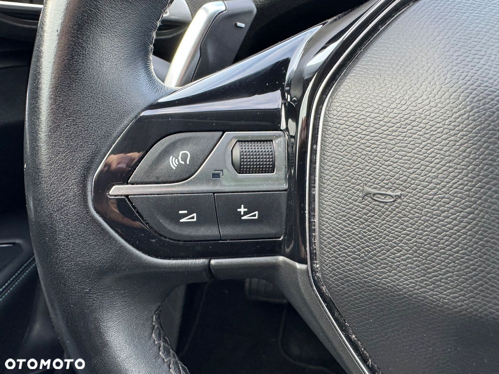 Peugeot 3008 1.5 BlueHDi Allure S&S EAT8 - 25