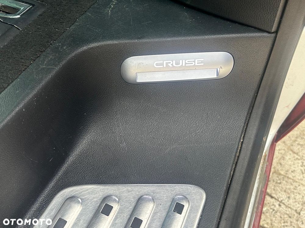 Volkswagen Multivan - 28