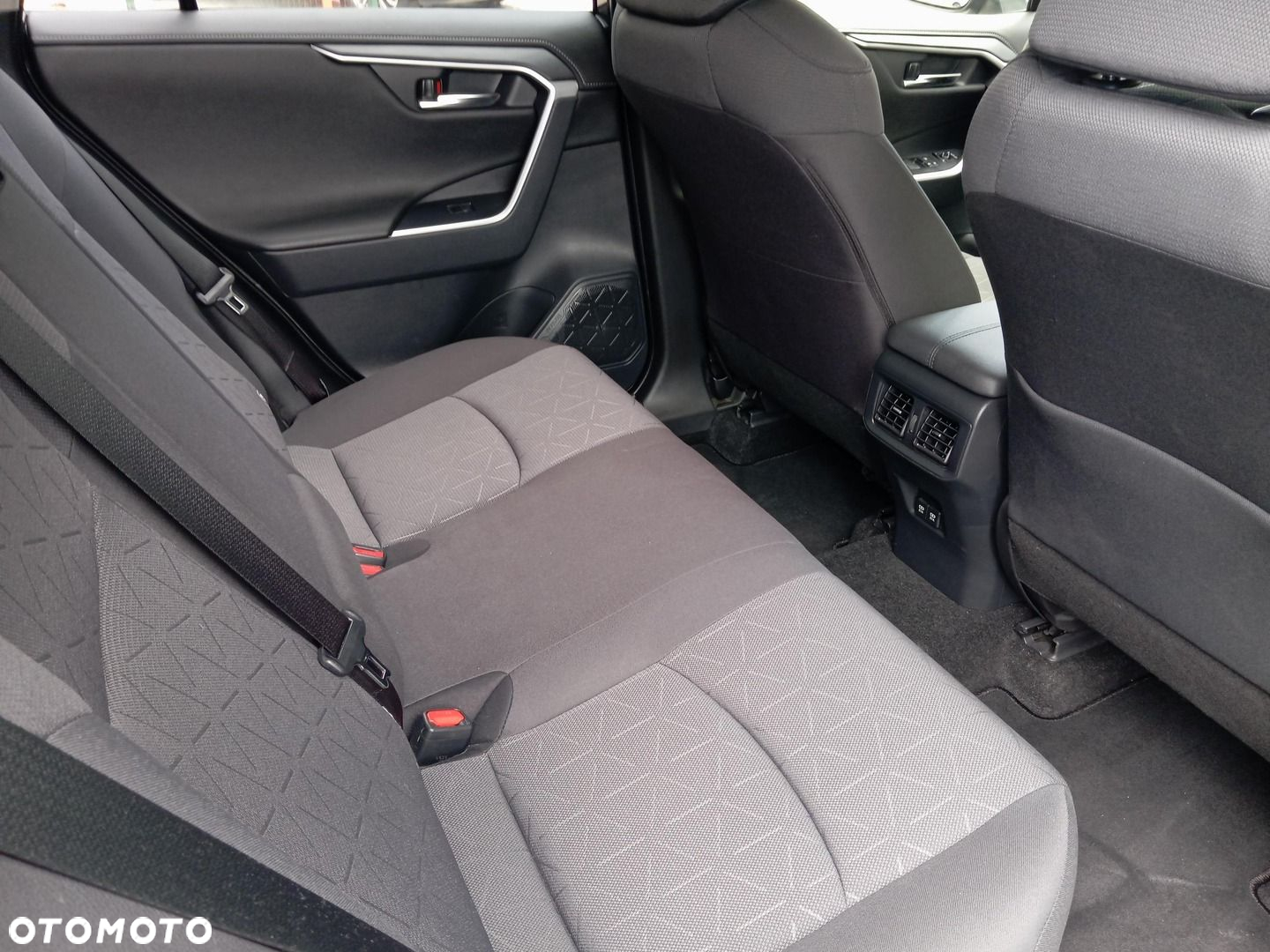 Toyota RAV4 2.0 Comfort 4x2 - 13