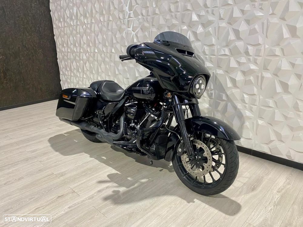 Harley-Davidson FLHXS StreetGlideSpecial - 3