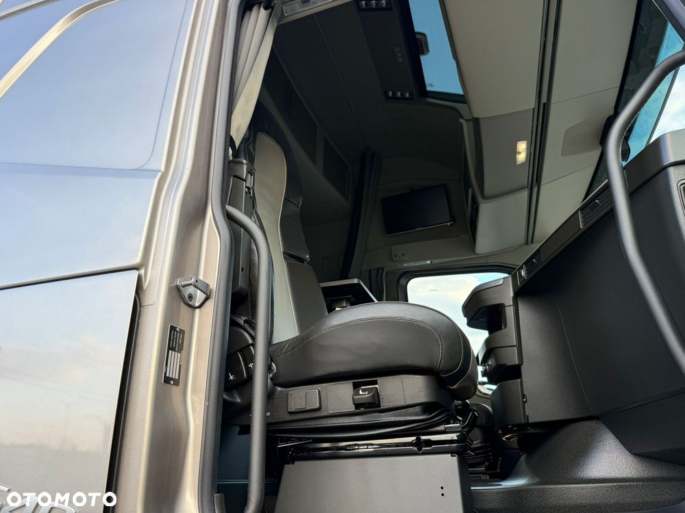 Volvo FH/540/EURO6/FULL LED/SKÓRY/NAVI/METALIK /ON1100 L/SPROWADZONY - 25