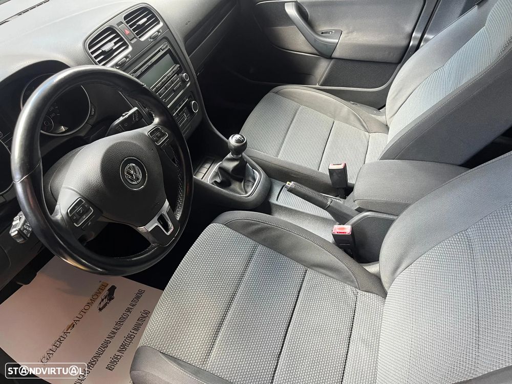 VW Golf Variant 1.6 TDi Confortline - 4