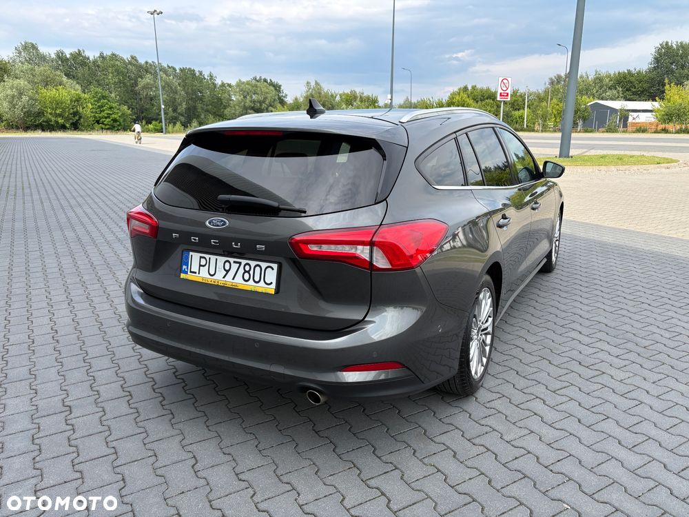 Ford Focus 1.5 EcoBlue Start-Stopp-System TITANIUM DESIGN - 6