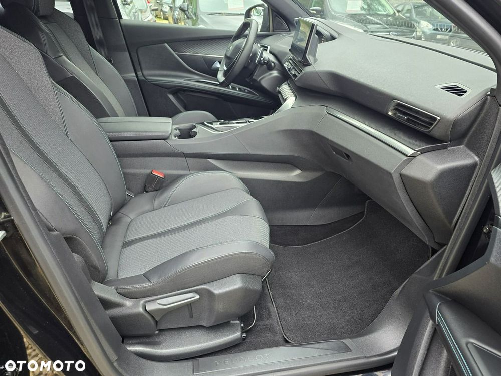 Peugeot 3008 PureTech 130 Stop & Start GPF EAT8 Allure Pack - 9