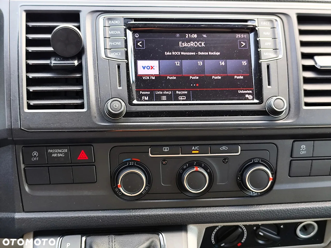 Volkswagen Transporter TDI Lang DSG 4MOTION Plus - 17