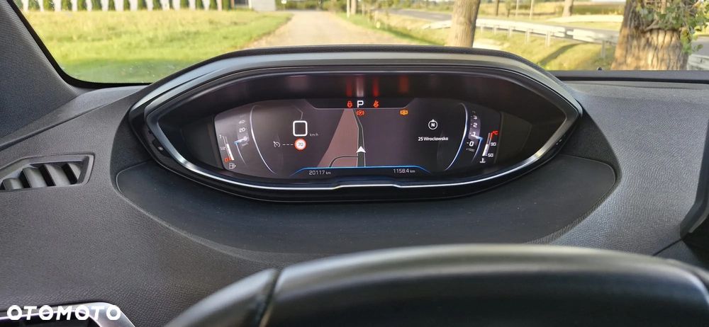 Peugeot 5008 1.2 PureTech Allure S&S EAT8 - 10