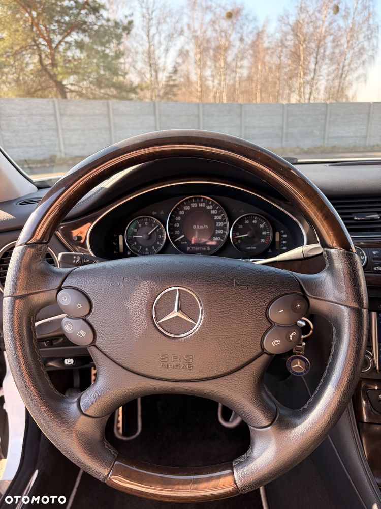 Mercedes-Benz CLS - 14