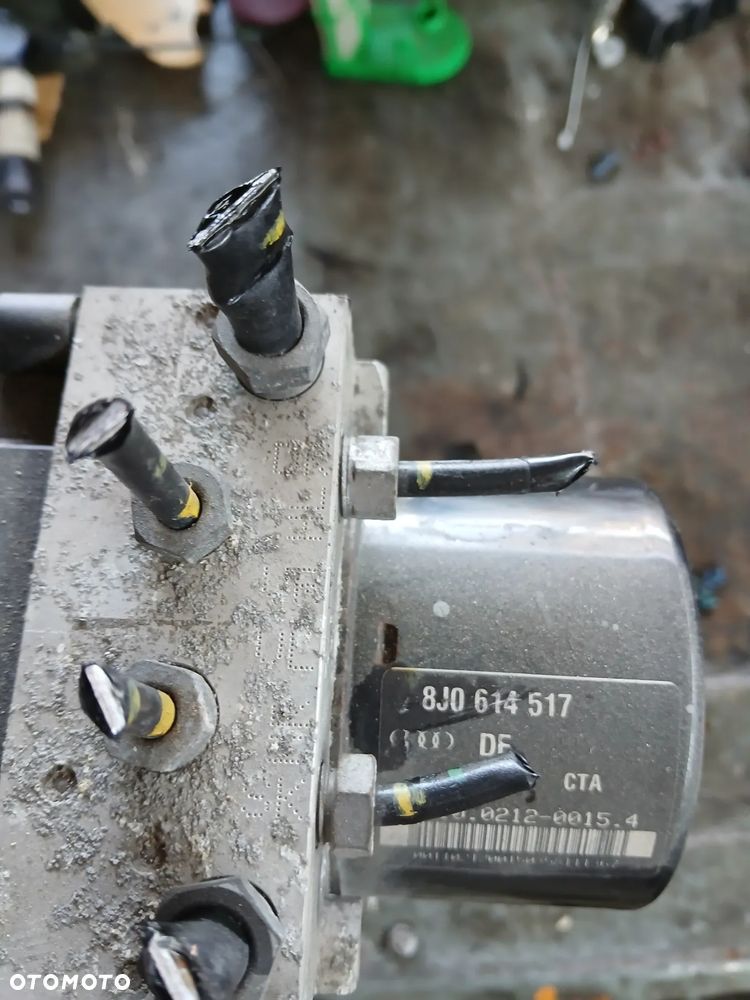 Sterownik ABS 8J0 614 517 - 2