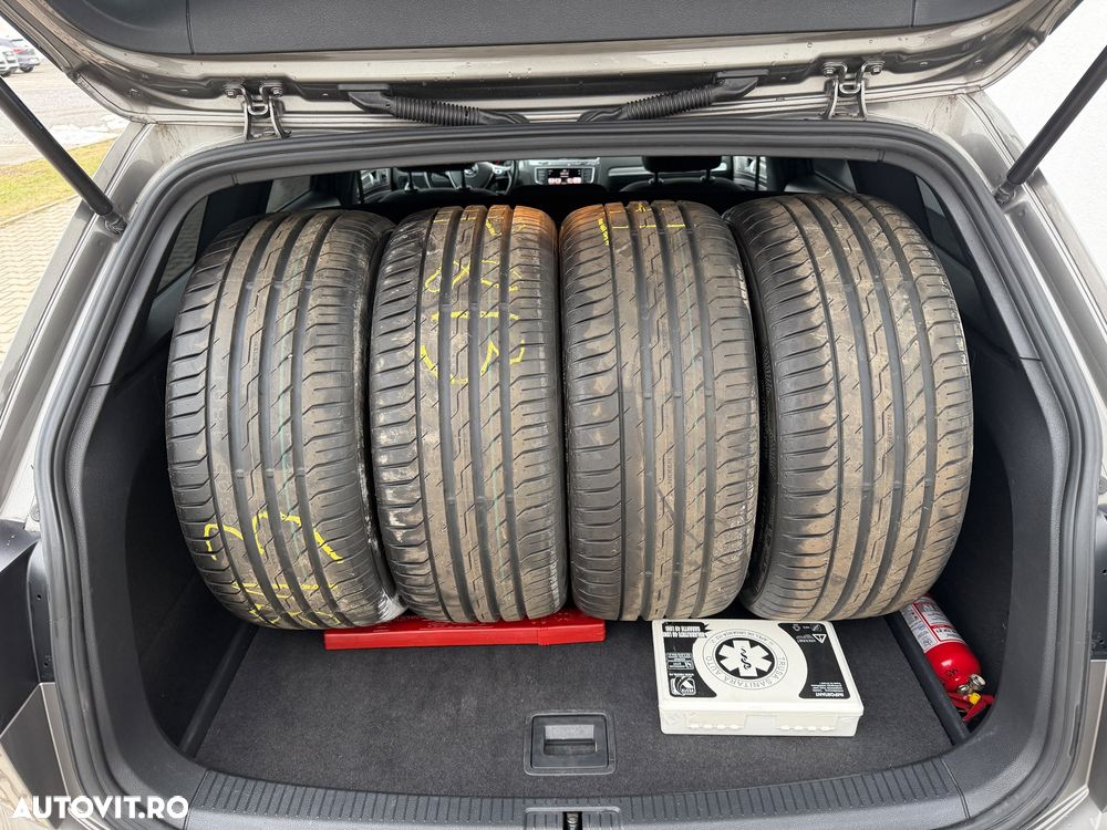 Volkswagen Golf 2.0 TDI DSG 4Motion - 8