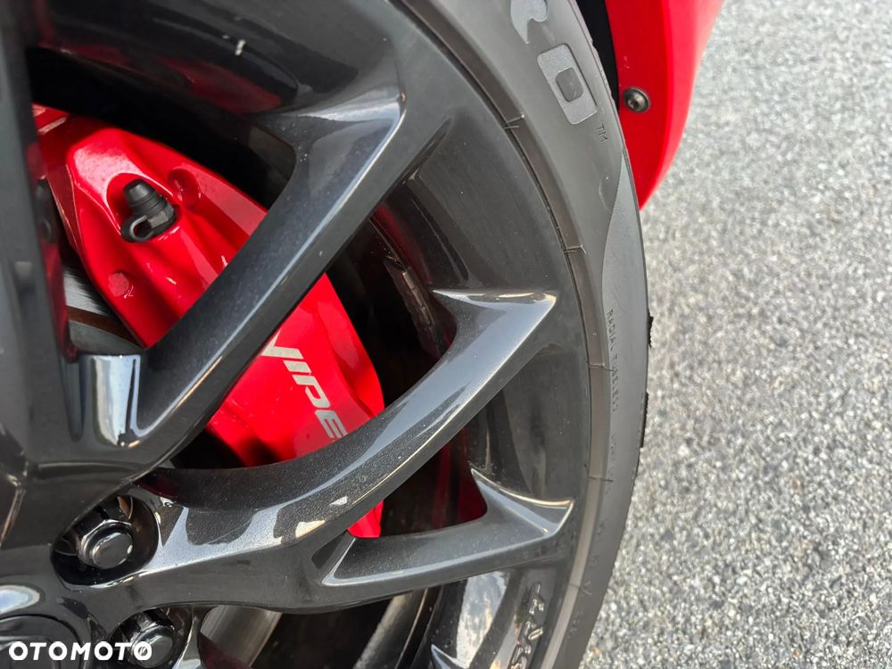 Dodge Viper - 12