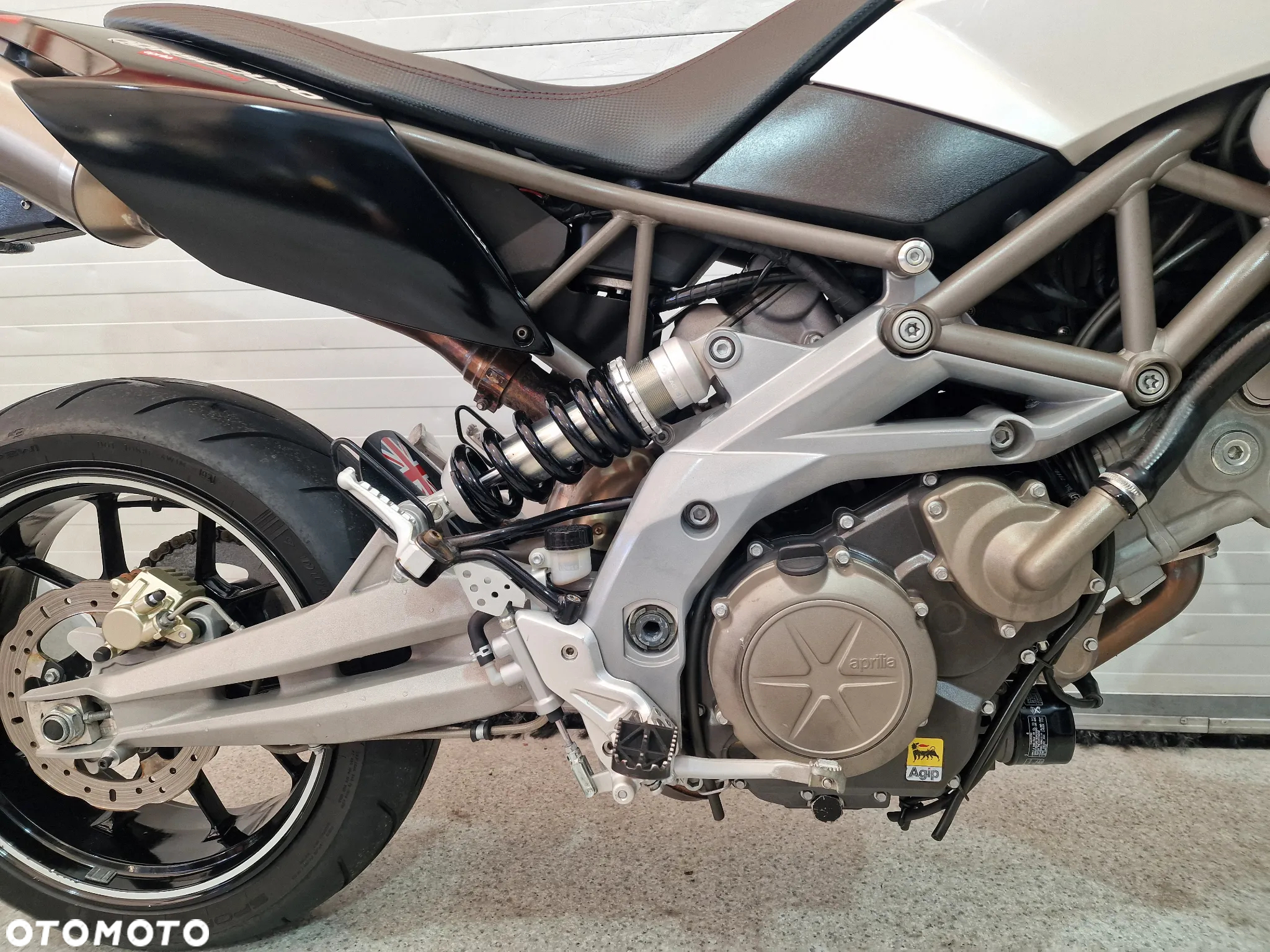 Aprilia Dorsoduro - 8