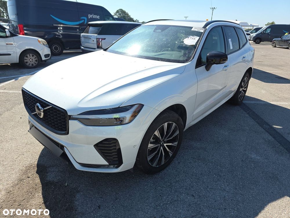Volvo XC 60 B5 B AWD Plus Dark - 15