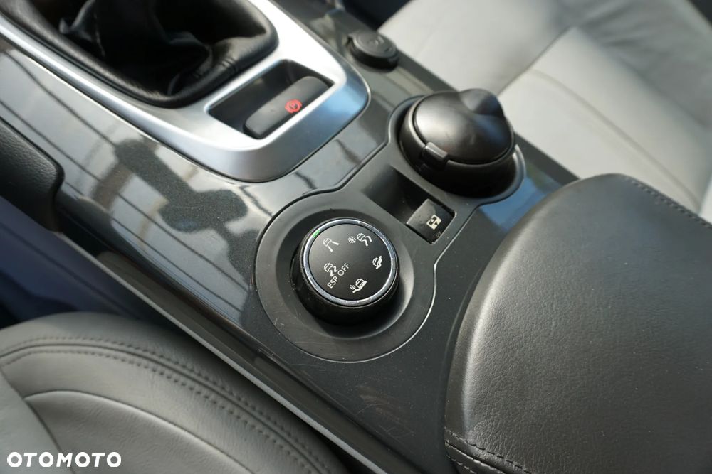 Peugeot 3008 HDi FAP 150 Platinum - 23