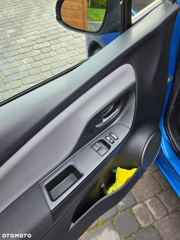 Toyota Yaris - 18