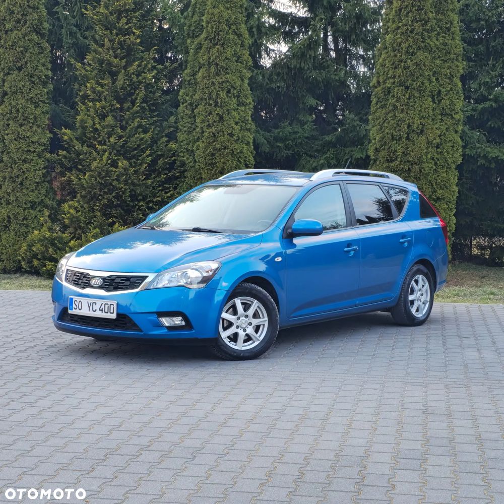 Kia Ceed - 9