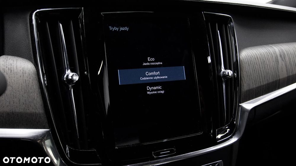 Volvo S90 B5 D AWD Inscription - 26