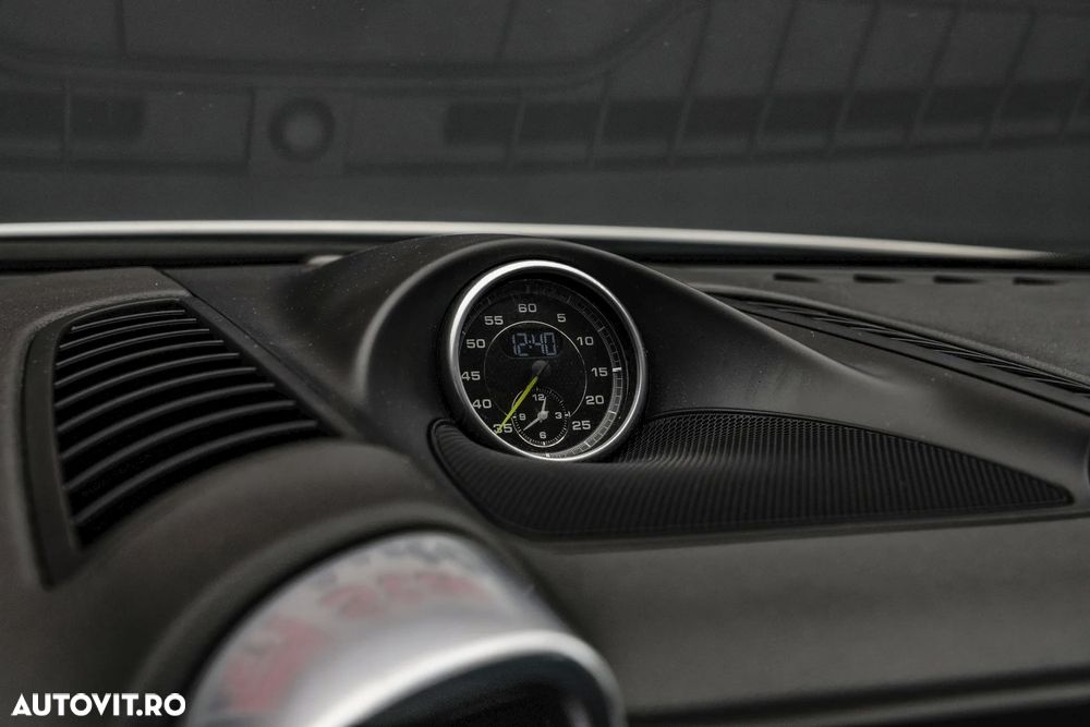 Porsche Cayenne - 22