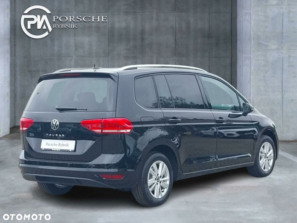 Volkswagen Touran - 6