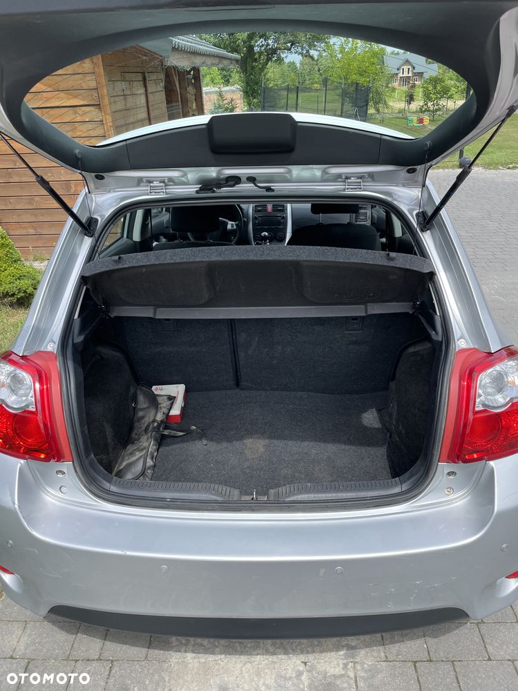 Toyota Auris 1.6 Dynamic - 13