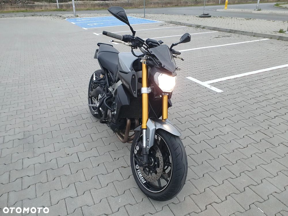 Yamaha MT - 15