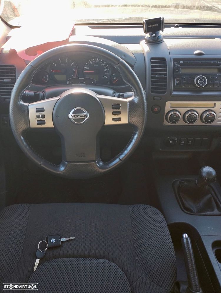 Nissan Navara 2.5 dCi CD LE Premium - 6