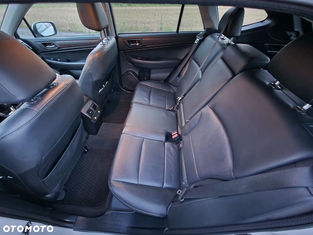 Subaru Outback - 9
