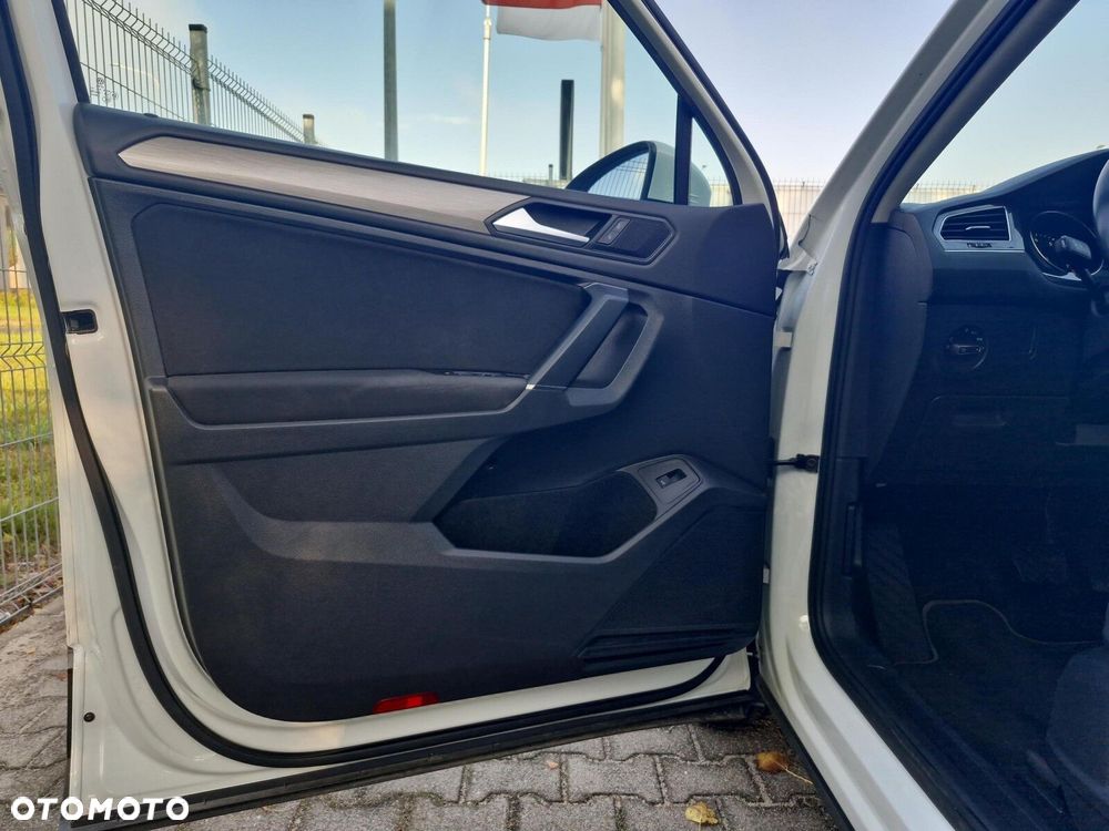 Volkswagen Tiguan Allspace - 11