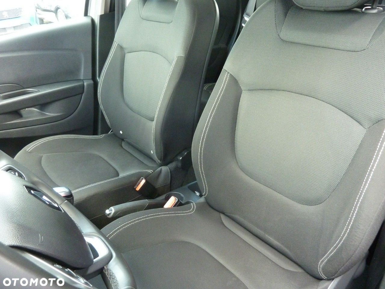 Renault Captur - 12
