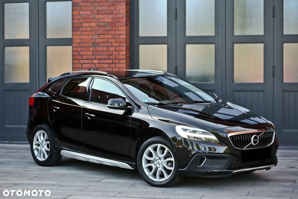 Volvo V40 Cross Country D3 Geartronic Summum - 1
