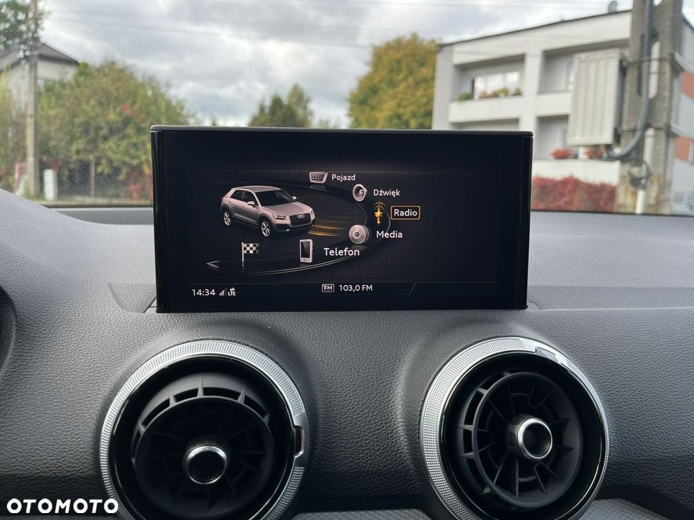 Audi Q2 - 19
