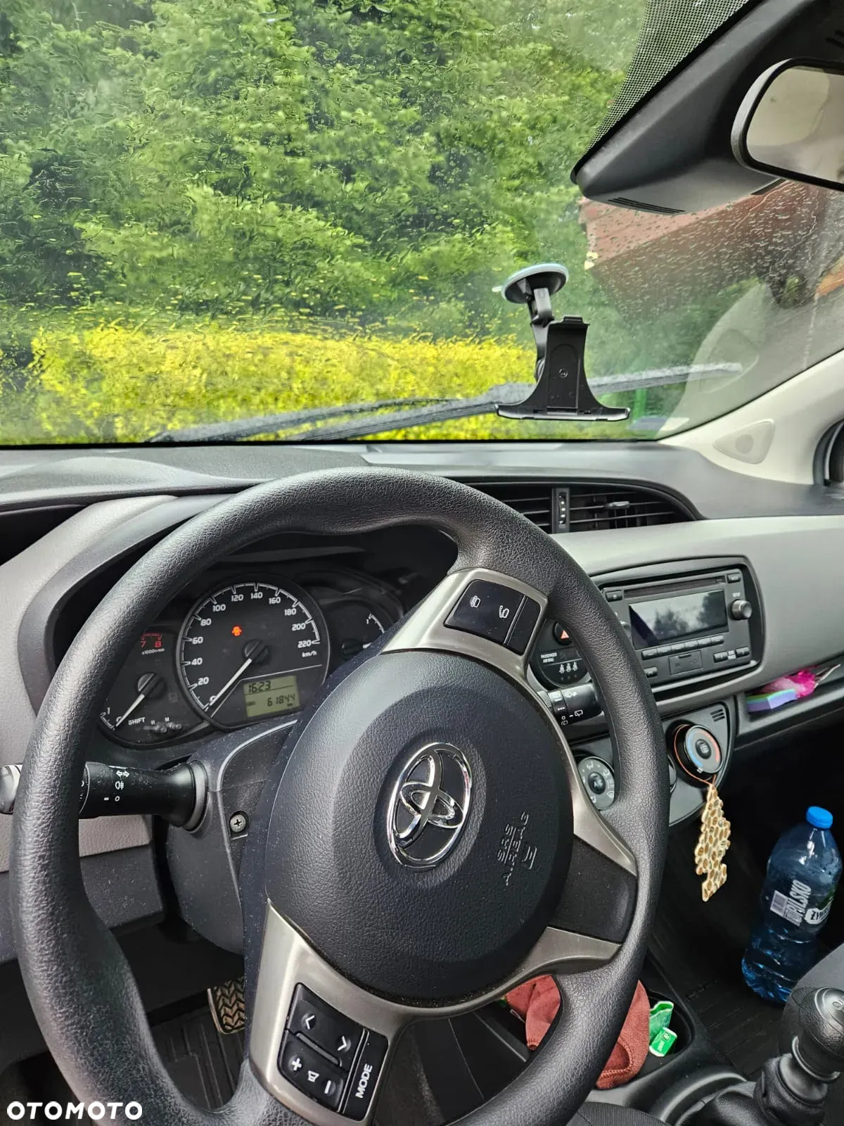 Toyota Yaris 1.5 Active - 8