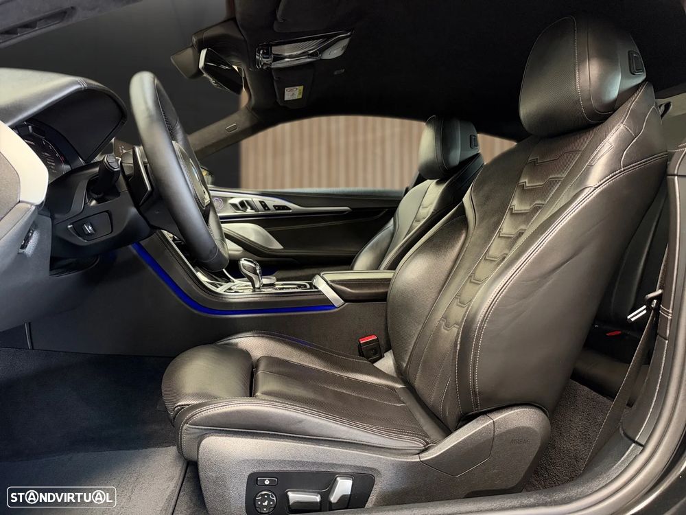 BMW M850i xDrive - 11