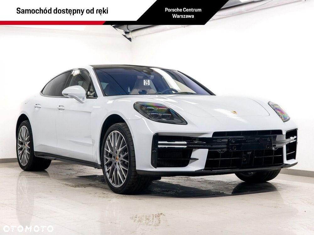 Porsche Panamera - 1