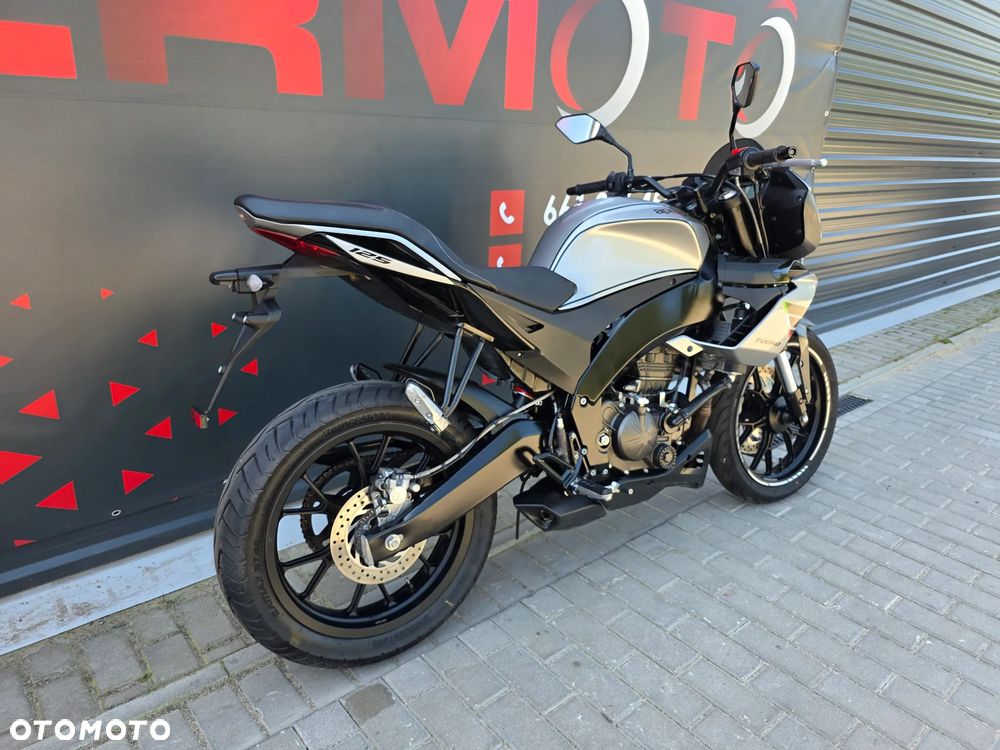 Aprilia Tuono - 6