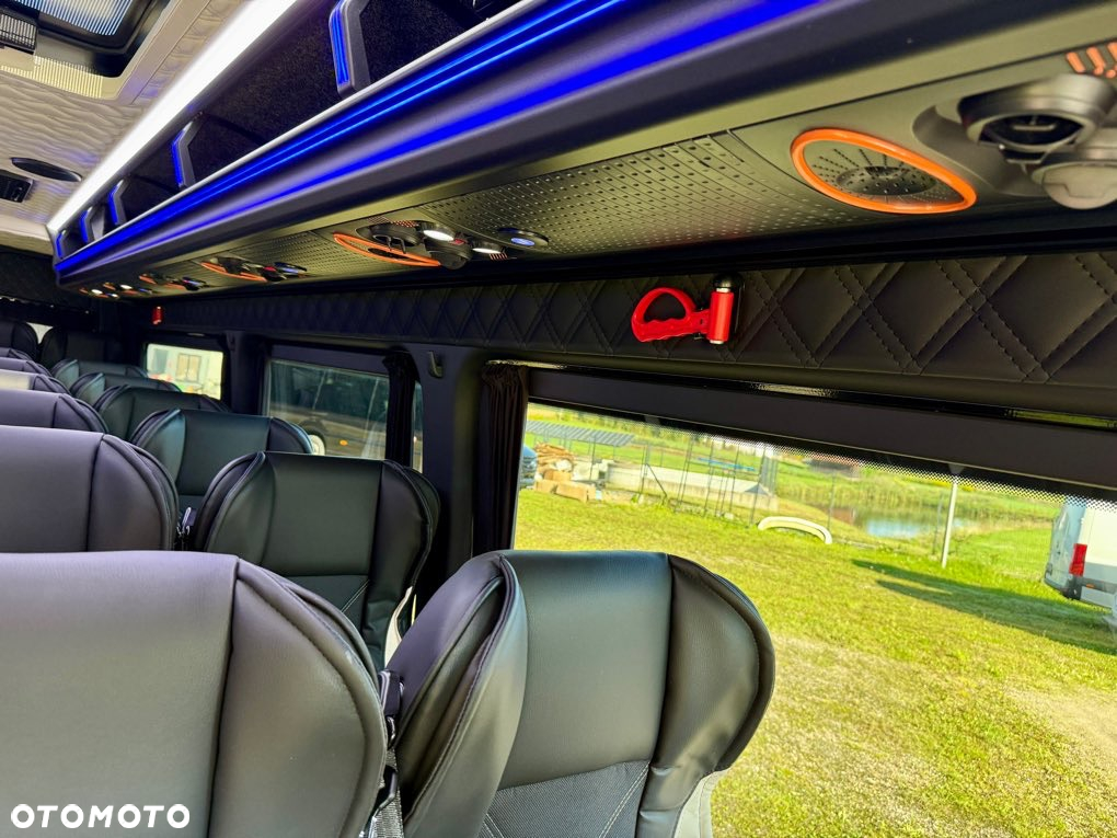 Mercedes-Benz Sprinter 519 Tourist Line GSR II - 14