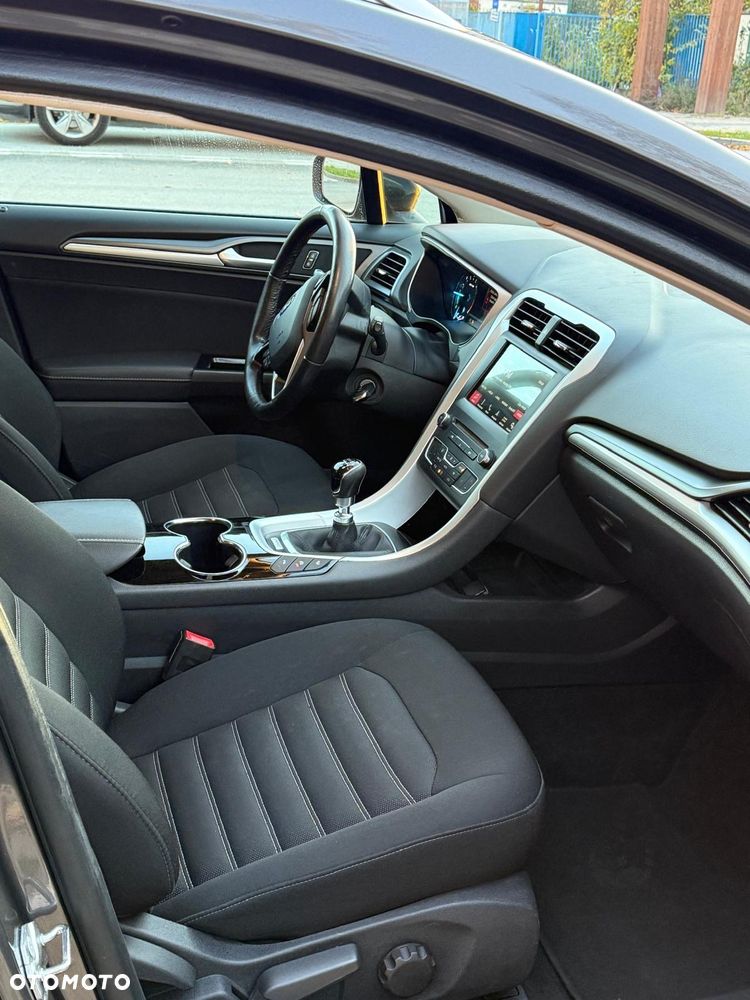 Ford Mondeo 2.0 TDCi Trend - 17