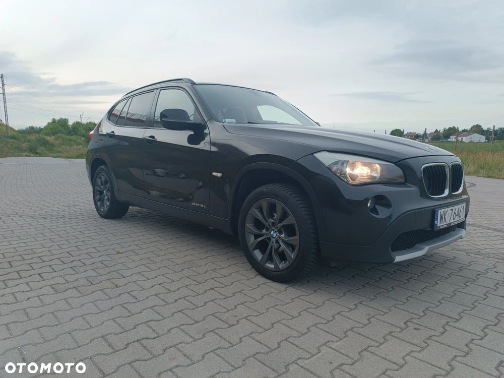 BMW X1 sDrive18d - 13