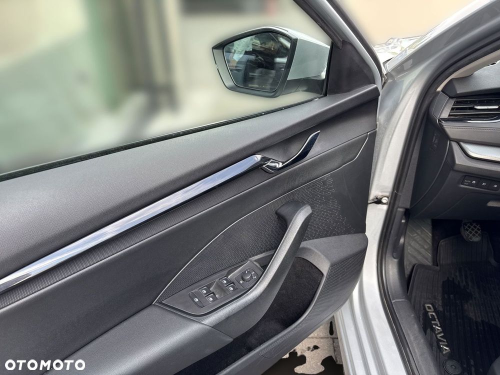 Skoda Octavia 1.5 TSI ACT Ambition - 10