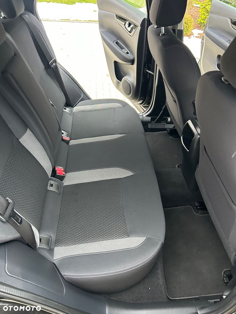 Nissan Qashqai - 12