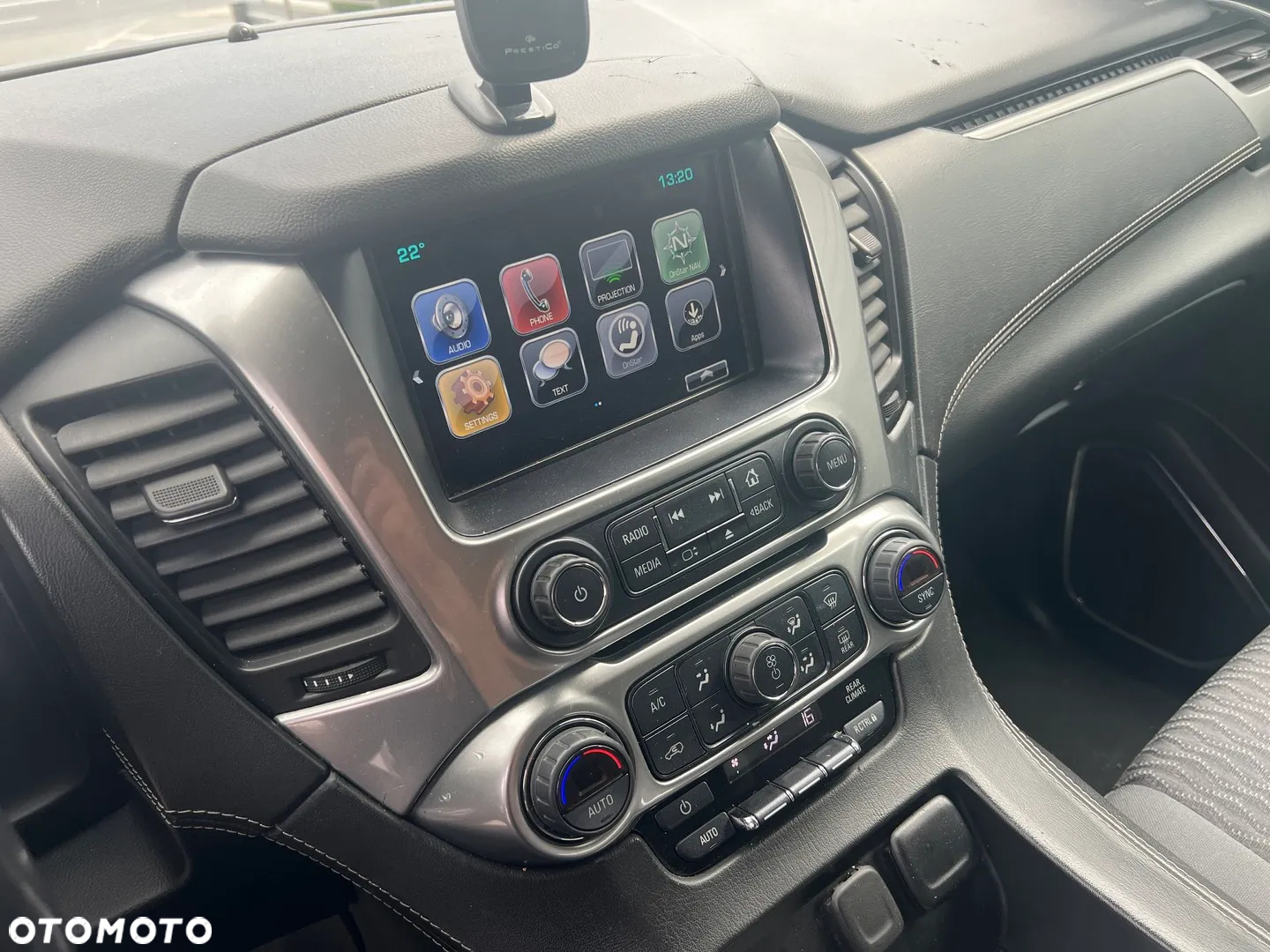 Chevrolet Tahoe - 10