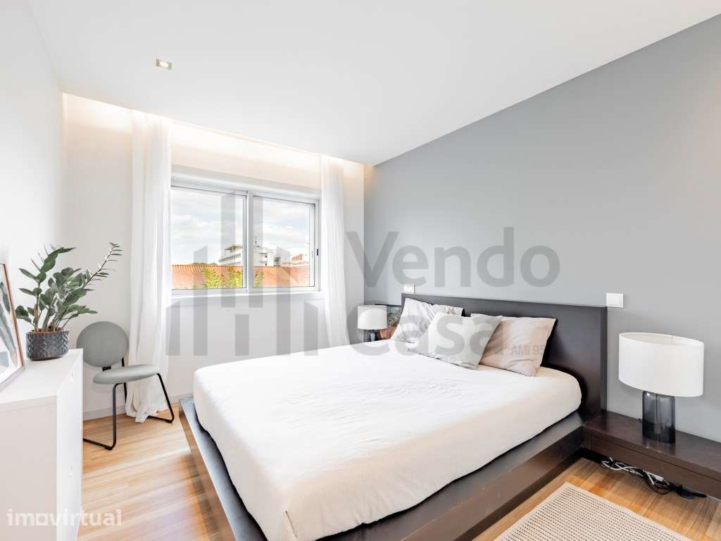 Vende-se T1 - Av. Liberdade - Braga - Grande imagem: 3/17