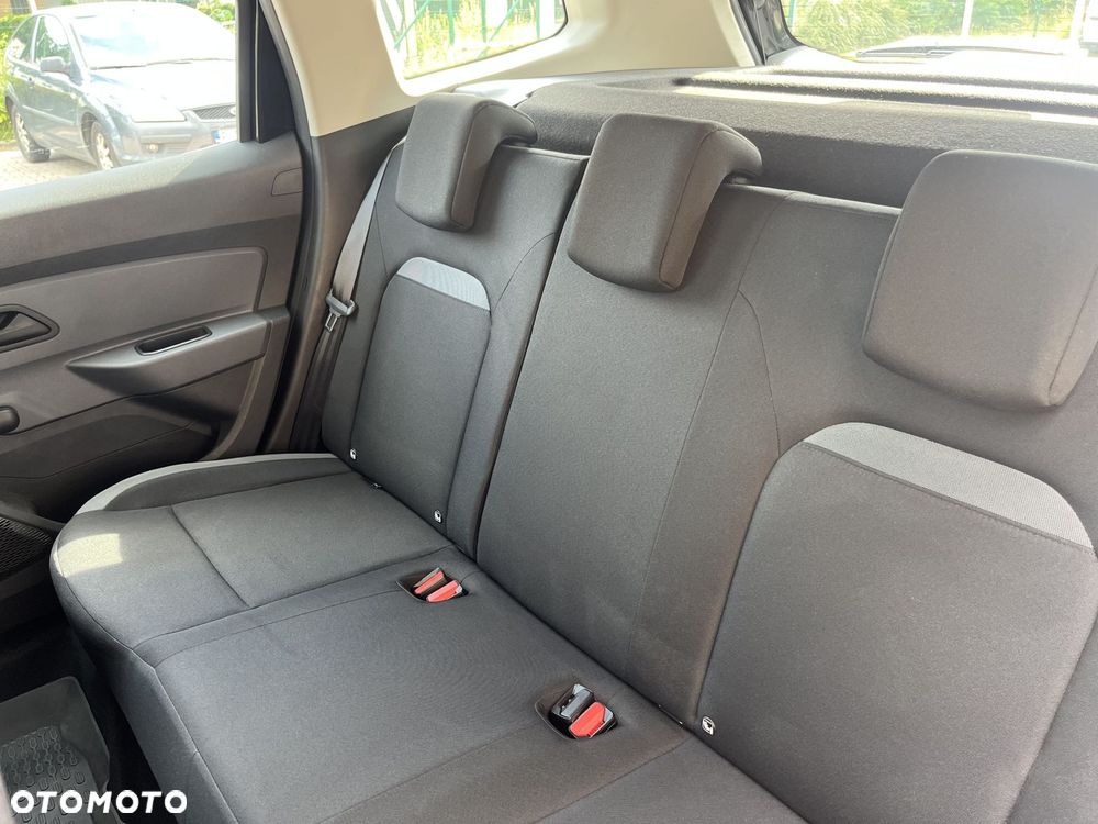 Dacia Duster 1.0 TCe Essential - 17