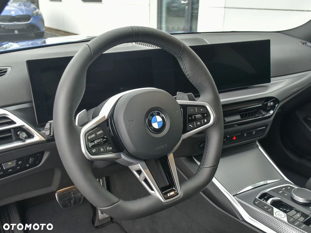 BMW Seria 3 320i xDrive - 28