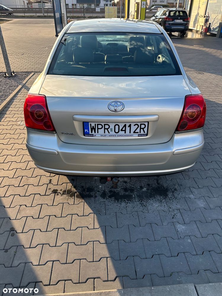 Toyota Avensis 1.8 VVT-i Sol - 8